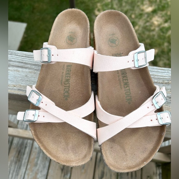 Birkenstock Franca Vegan Sandals.  Light Pink . Size 39. Like New - Picture 3 of 10